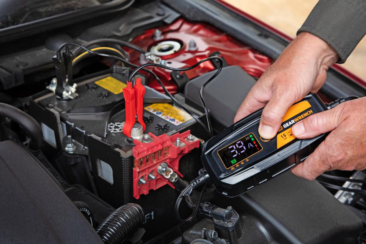 Gearwrench GWBC015 1.5A 6V/12V Battery Charger and Maintainer