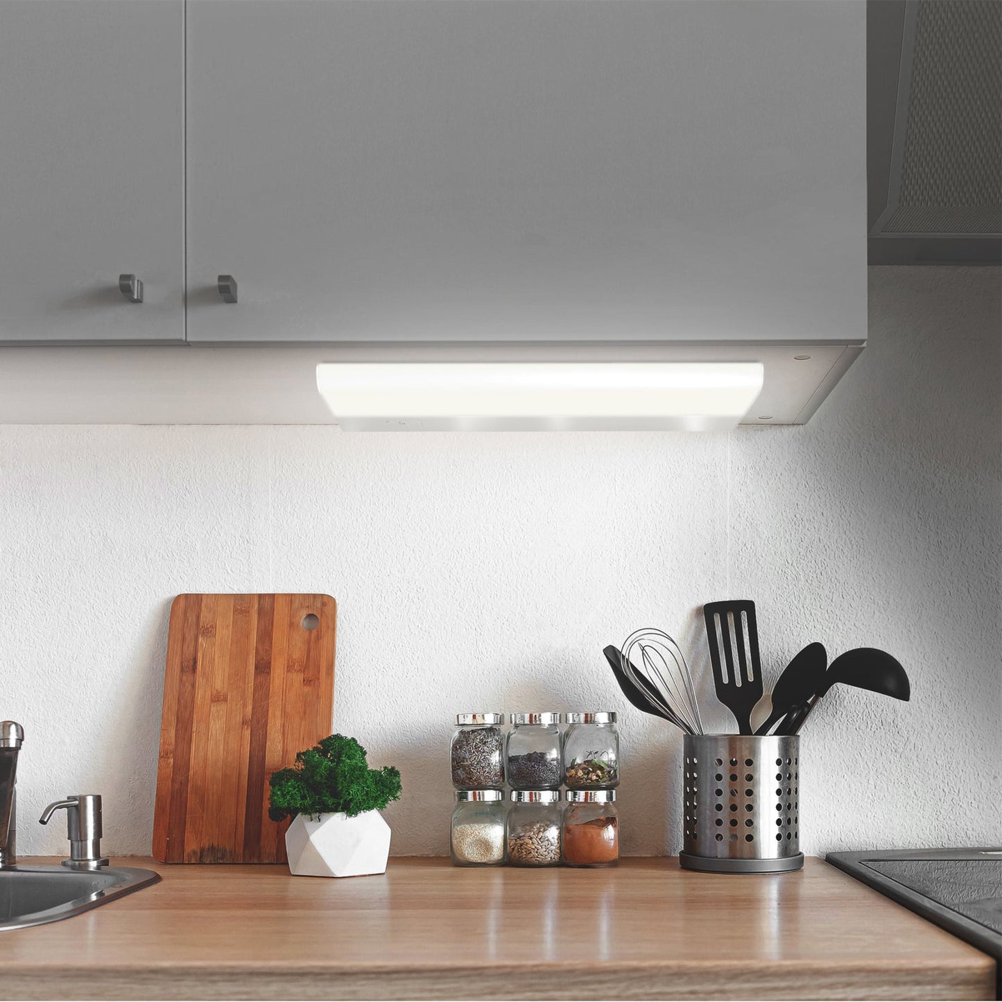 Feit Electric UCL24/CCTCA/AG 24 in. 20W Selectable White Smart Under Cabinet Flat Panel LED Fixture