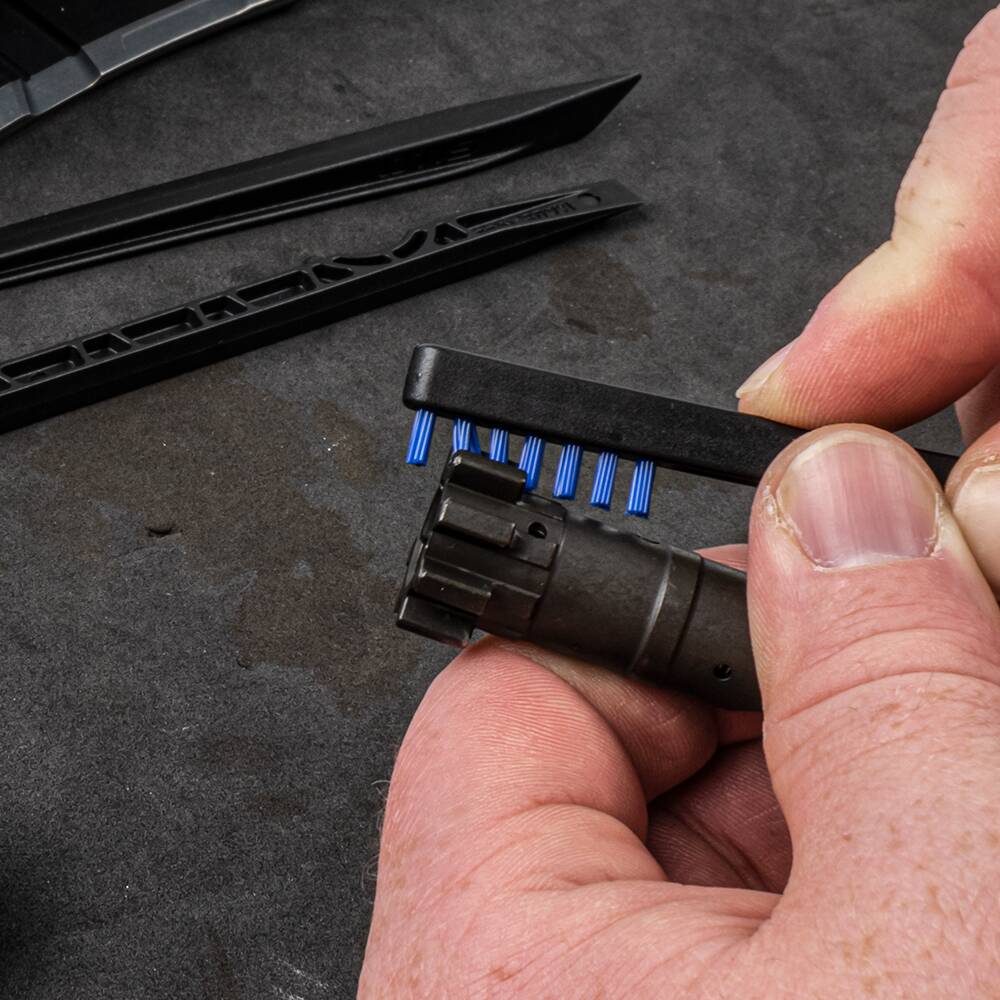 Otis FG-386-3 Multi-Purpose Scraper & Brush Set