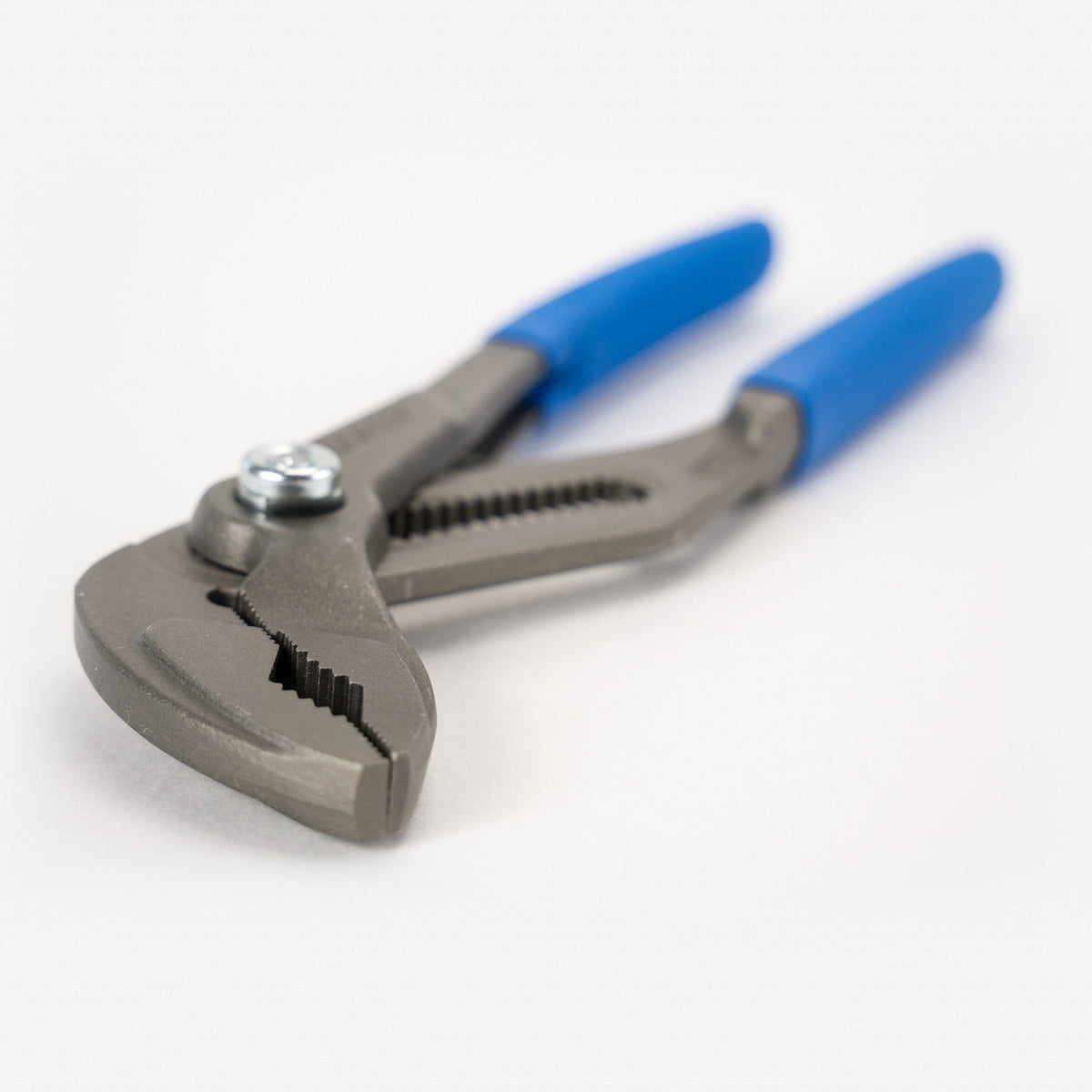 Gedore 2668211 142 7 TL Universal pliers 7", 17 settings