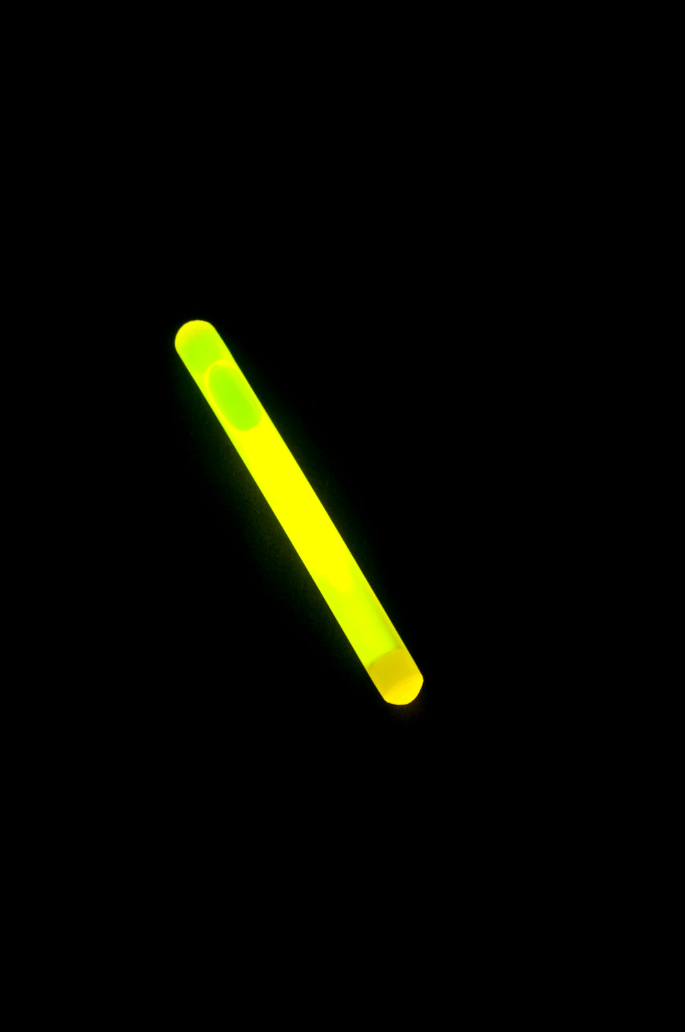 AbilityOne 6260013352870 LC Industries 3 Inch Mini ChemLights - 3" Length - 4 Hour Glow Time - Yellow