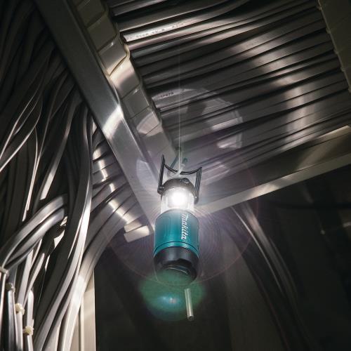 Makita ML102 12V max Lithium‘Ion Cordless L.E.D. Lantern/Flashlight, Flashlight Only