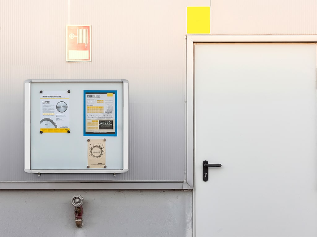 MasterVision VT380609760 Weather Resistant Outdoor Magnetic Single Top Hinged Door Enclosed Board