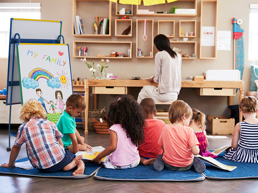 MasterVision EA49125026 Non-Magnetic Schoolmate Creation Mobile