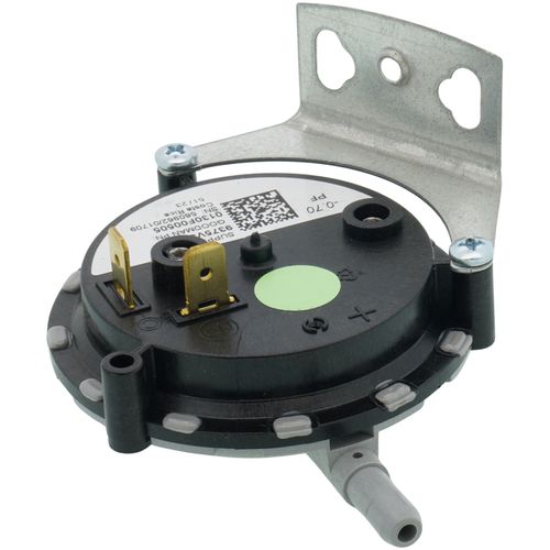 Goodman-Amana 0130F00505 Pressure Switch, 0.7 in wc, SPST