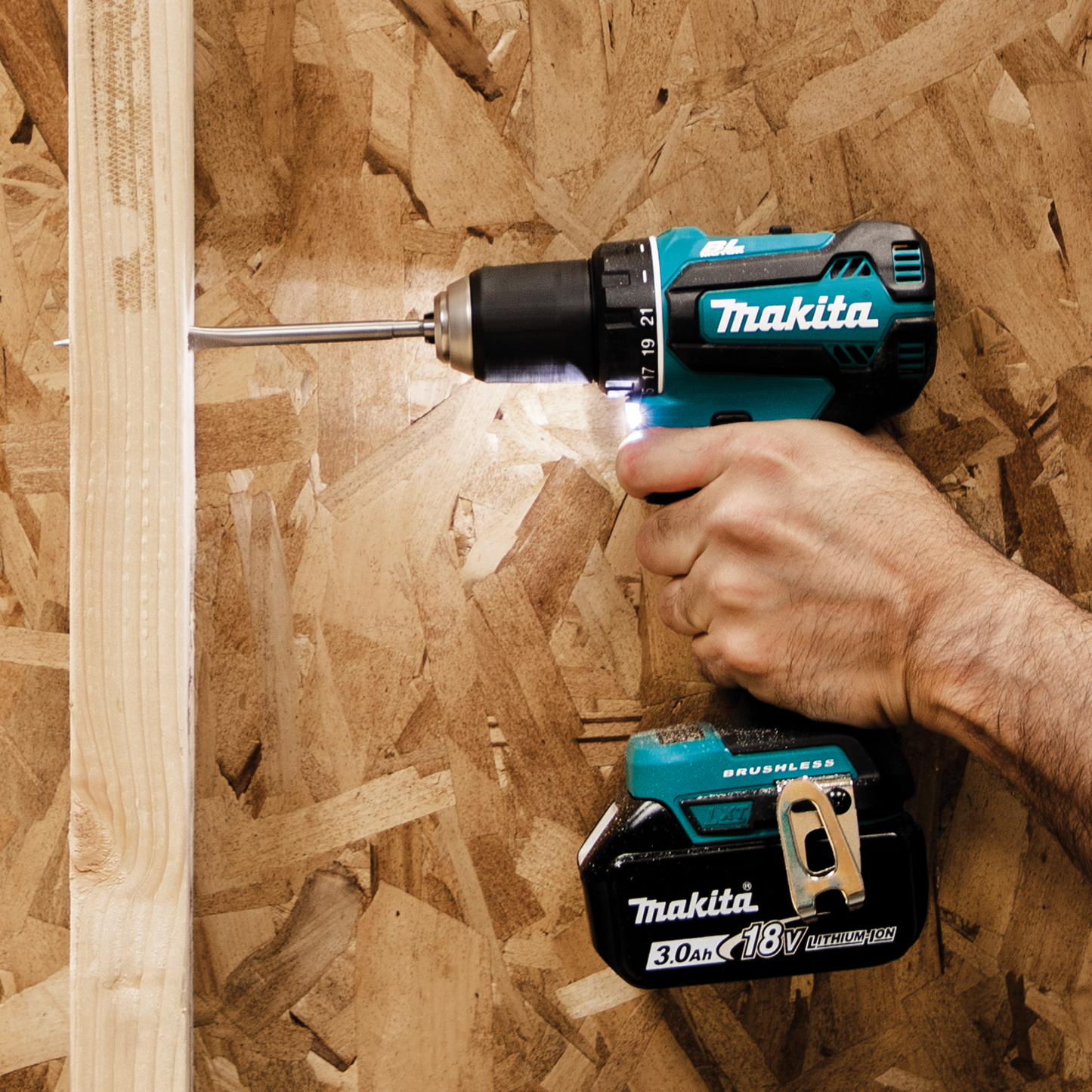 Makita XT281S 18V LXT® Lithium‘Ion Brushless Cordless 2‘Pc. Combo Kit (3.0Ah)