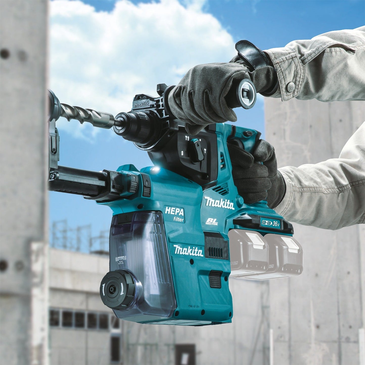 Makita XRH10ZW 36V (18V X2) LXT® Brushless 1‘1/8" SDS‘PLUS AVT® Rotary Hammer, w/ HEPA Dust Extractor, AFT®, AWS® Capable, Tool Only