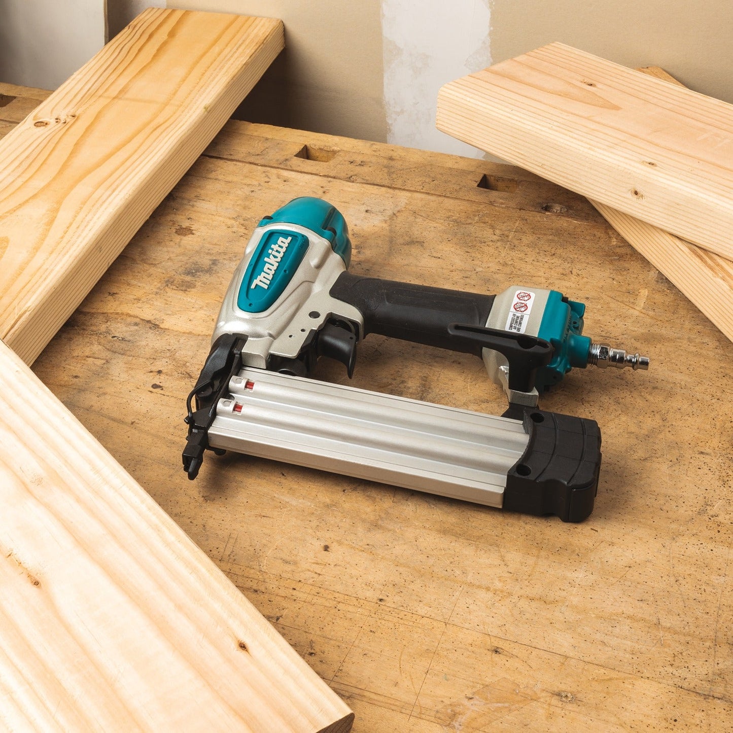 Makita AF506 2" Brad Nailer, 18 Gauge