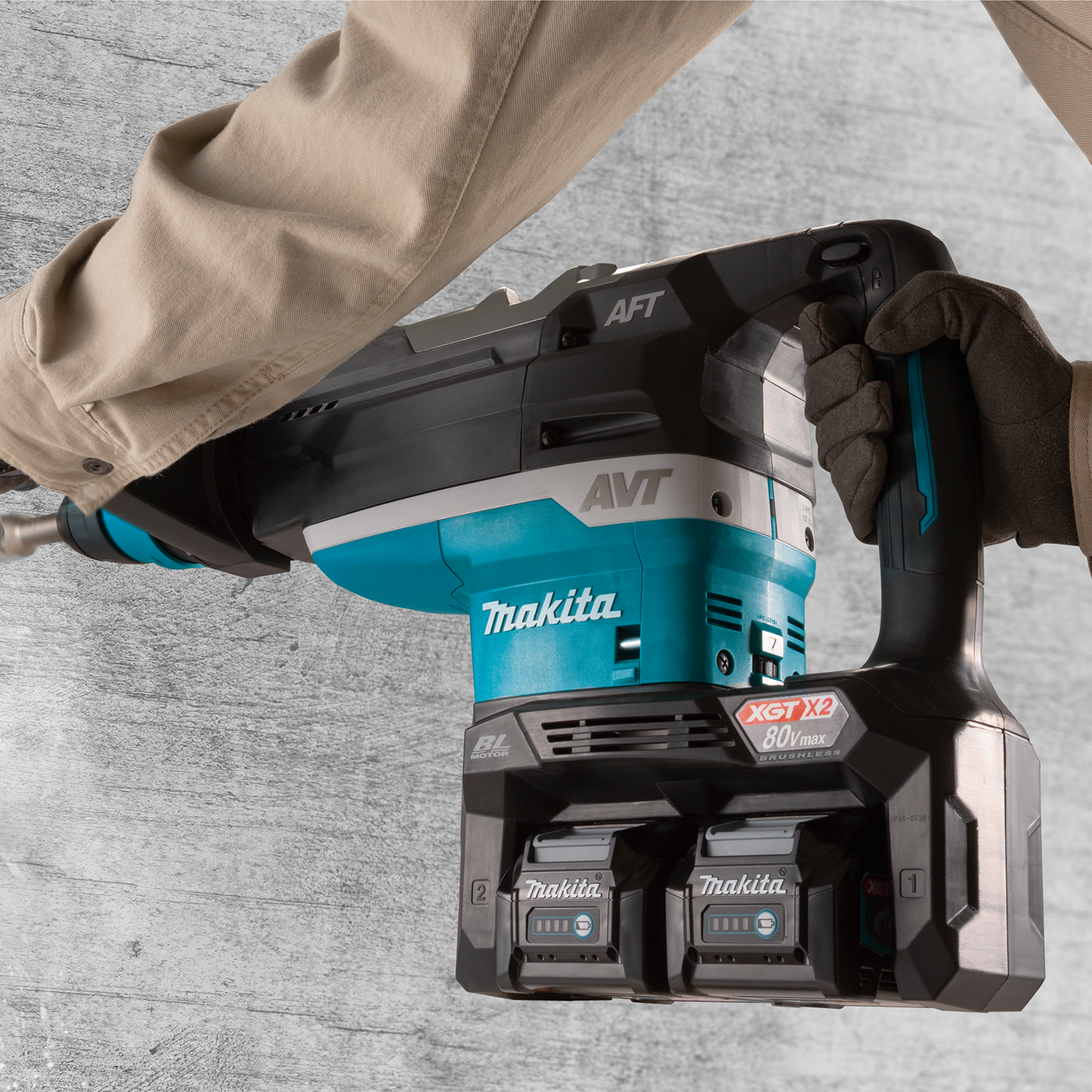 Makita GRH06PM 80V max (40V max X2) XGT® Brushless 2" SDS‘MAX AVT® Rotary Hammer Kit, AFT®, AWS® Capable (4.0Ah)