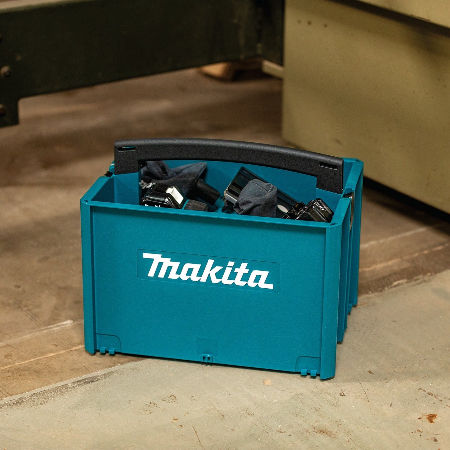 Makita P-83842 MAKPAC Interlocking Tool Box, Large, 10" x 15‘1/2" x 11‘1/2"