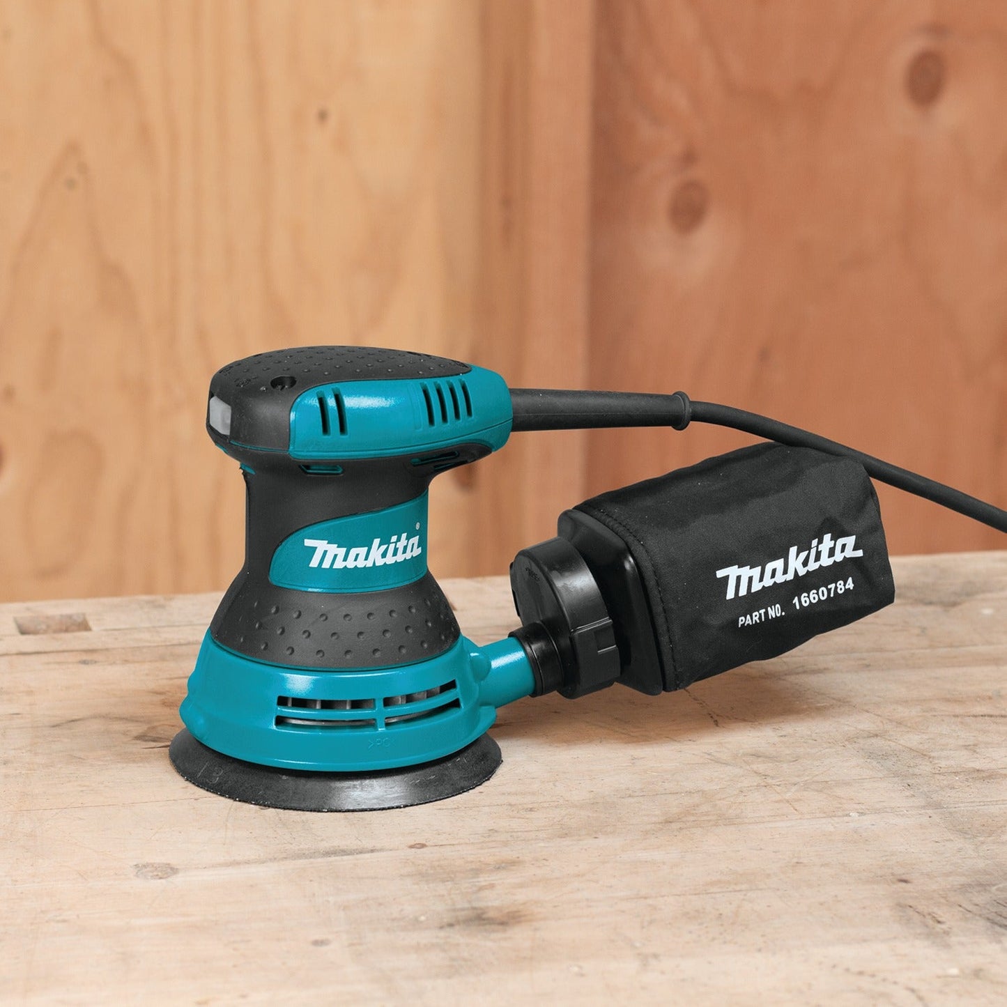 Makita BO5030 5" Random Orbit Sander