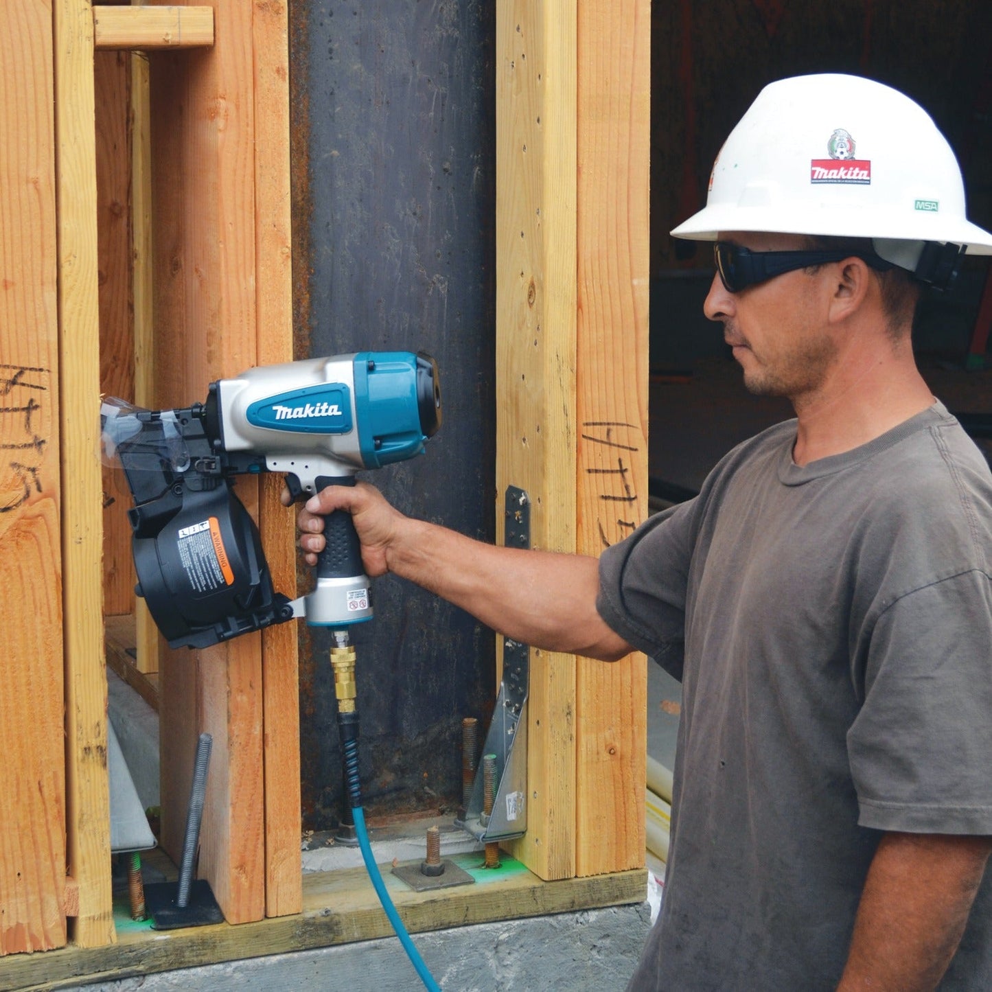 Makita AN902 3‘1/2" Framing Coil Nailer