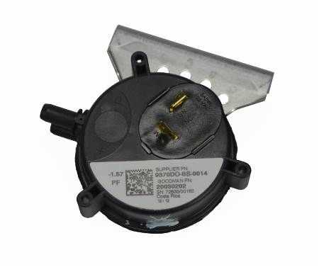 Goodman-Amana 20030202 Pressure Switch, -1.57 in wc, 0.25 in Barb, SPST