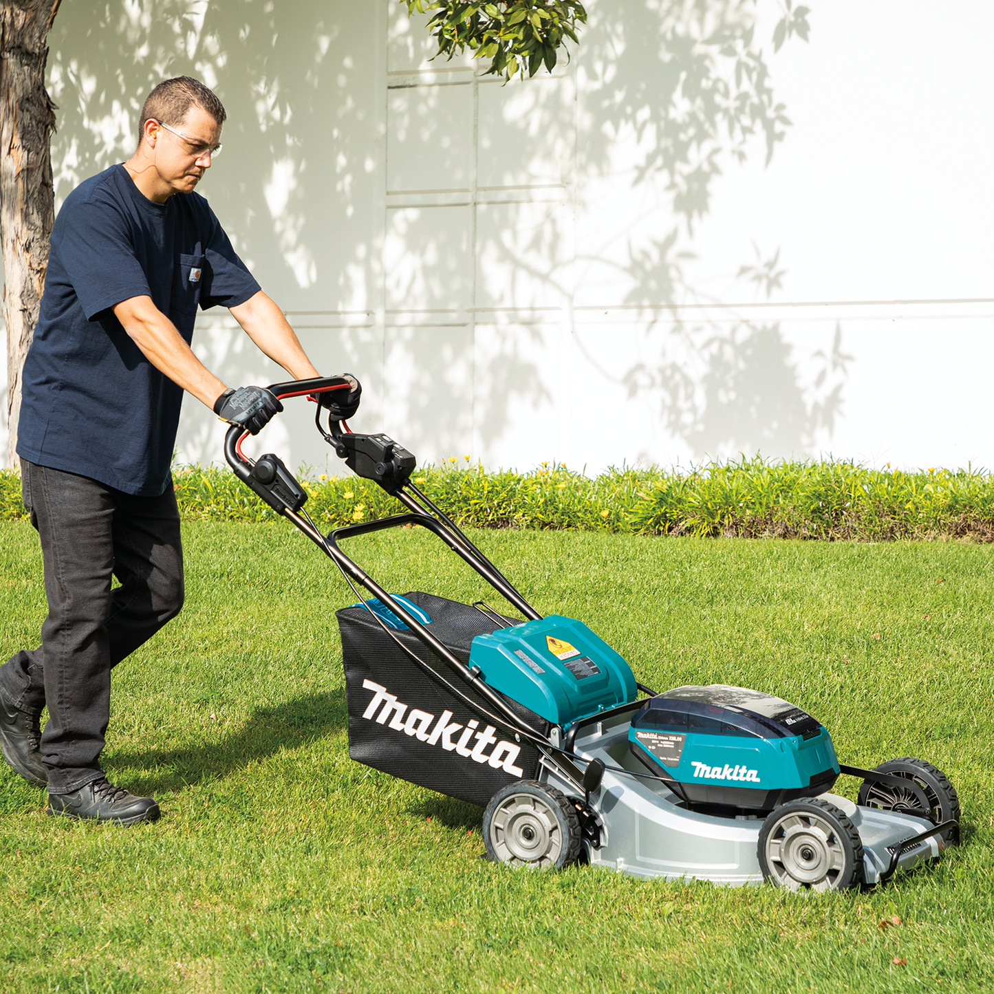 Makita XML09Z 36V (18V X2) LXT® Brushless 21" Self‘Propelled Commercial Lawn Mower, Tool Only