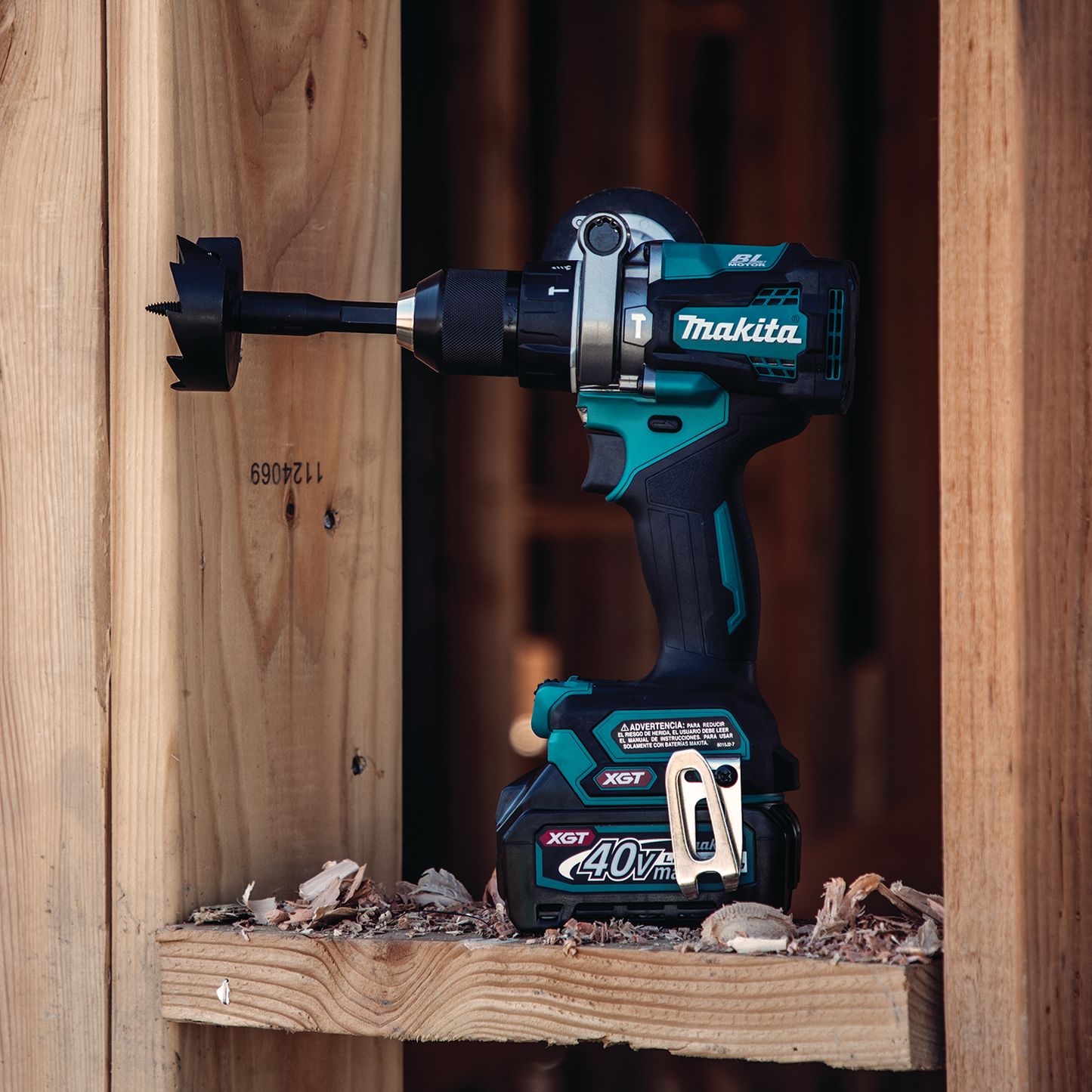 Makita GT200D 40V max XGT® Brushless Cordless 2‘Pc. Combo Kit (2.5Ah)