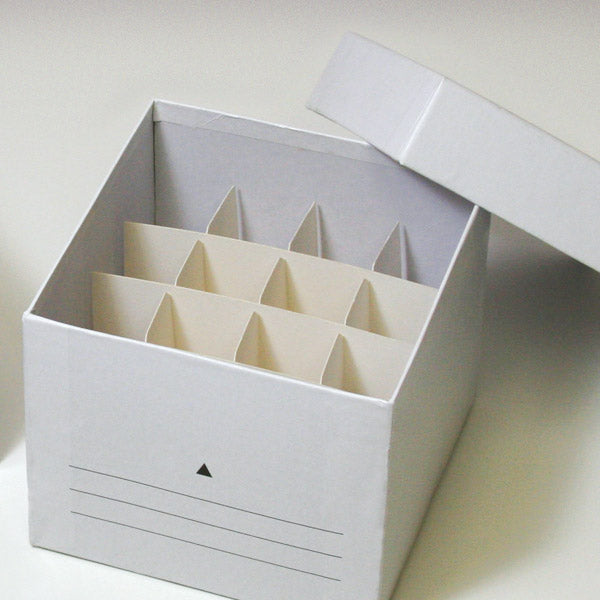 Globe Scientific 3099 Freezing Box Cardboard 16-Place (4x4 format) for 50mL Centrifuge Tubes White