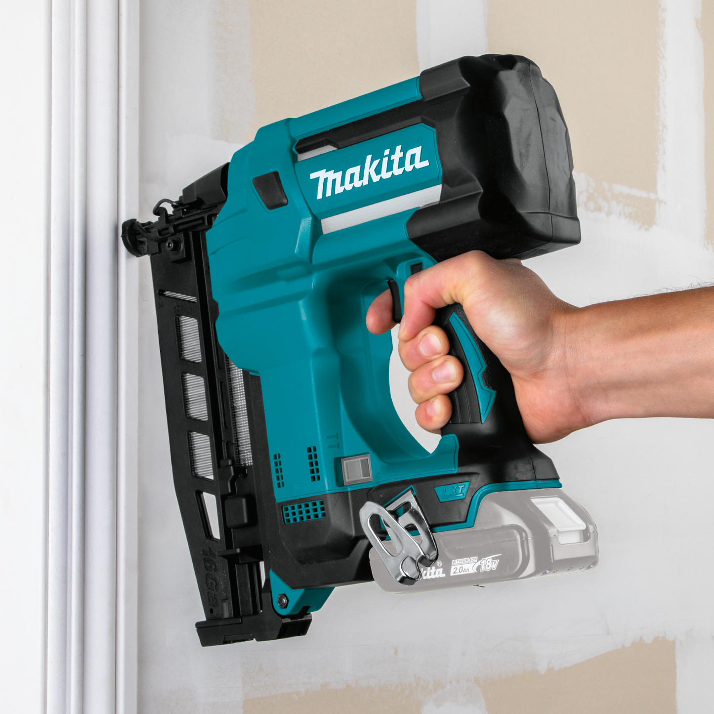 Makita XNB02Z 18V Lxt® Lithiumion Cordless 21/2" Straight Finish Nailer, 16 Ga., Tool Only