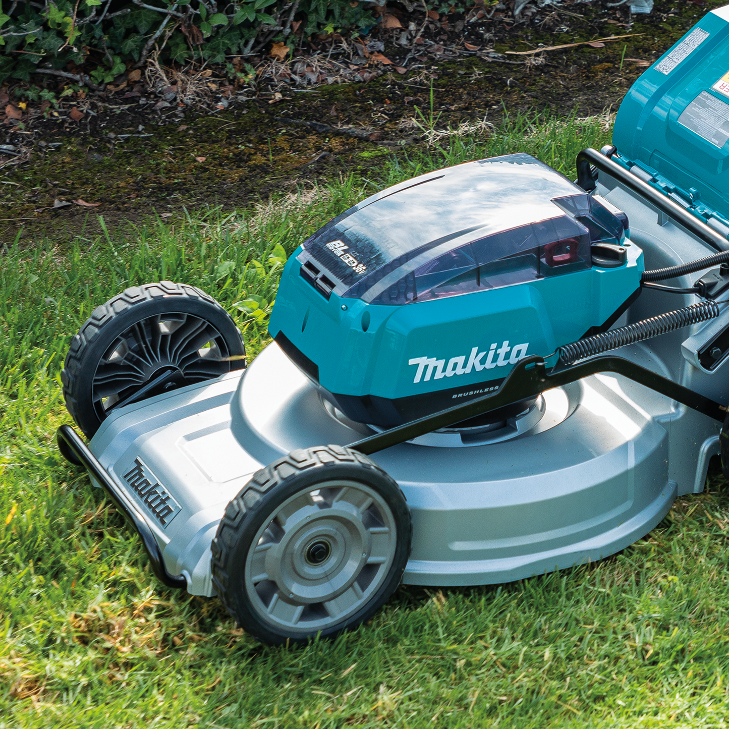 Makita XML09Z 36V (18V X2) LXT® Brushless 21" Self‘Propelled Commercial Lawn Mower, Tool Only