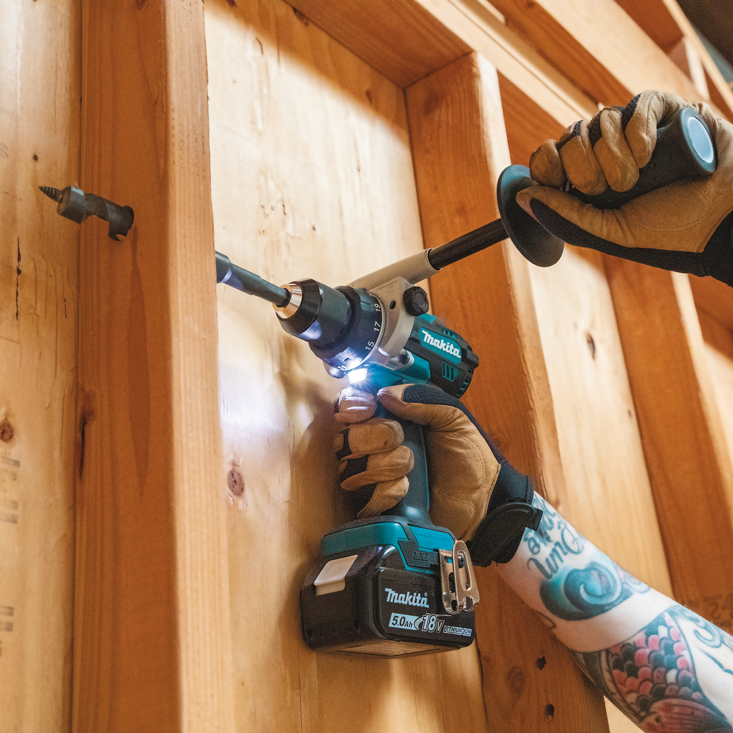 Makita XT289PT 18V LXT® Lithium‘Ion Brushless Cordless 2‘Pc. Combo Kit (5.0Ah)