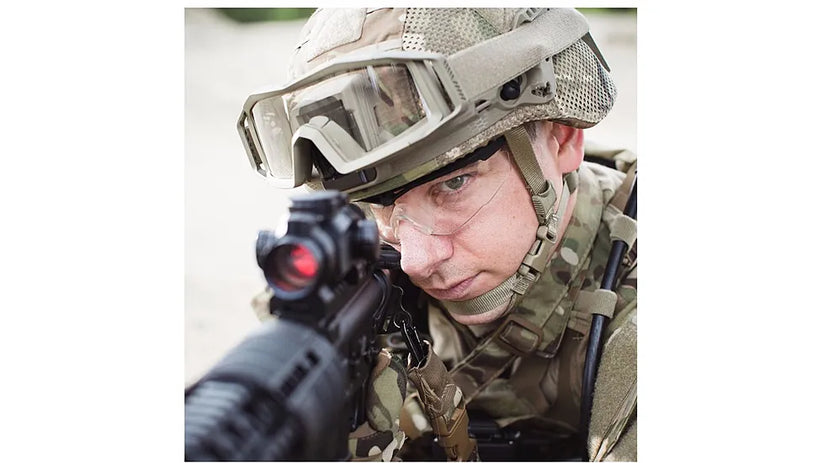 Revision Military 4-0152-0001 Stingerhawk® Eyewear System - Essential Kit (Regular)