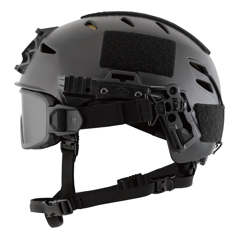 Revision Military 4-0309-9917 Carrier Locust Goggle System Essential Kit With Pull-To-Tighten Swivel Straps