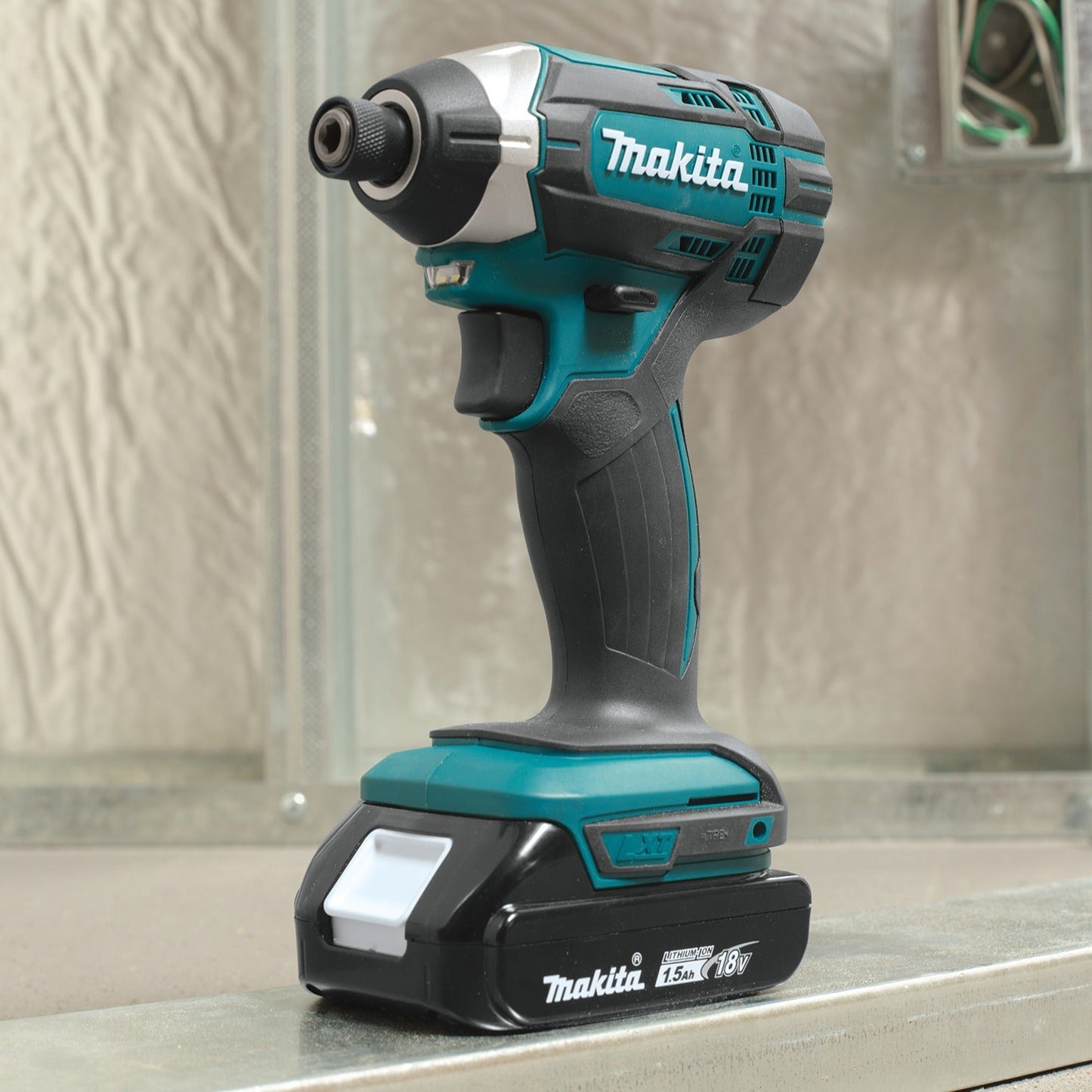 Makita CT225SYX 18V LXT® Lithium‘Ion Compact Cordless 2‘Pc. Combo Kit (1.5Ah)