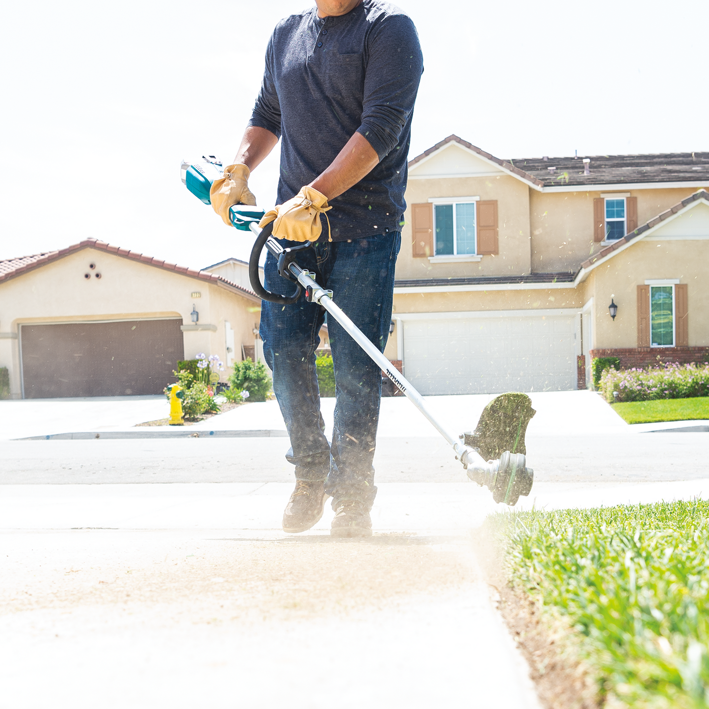 Makita XUX02ZX1 18V LXT® Lithium‘Ion Brushless Cordless Couple Shaft Power Head w/ 13" String Trimmer Attachment, Tool Only