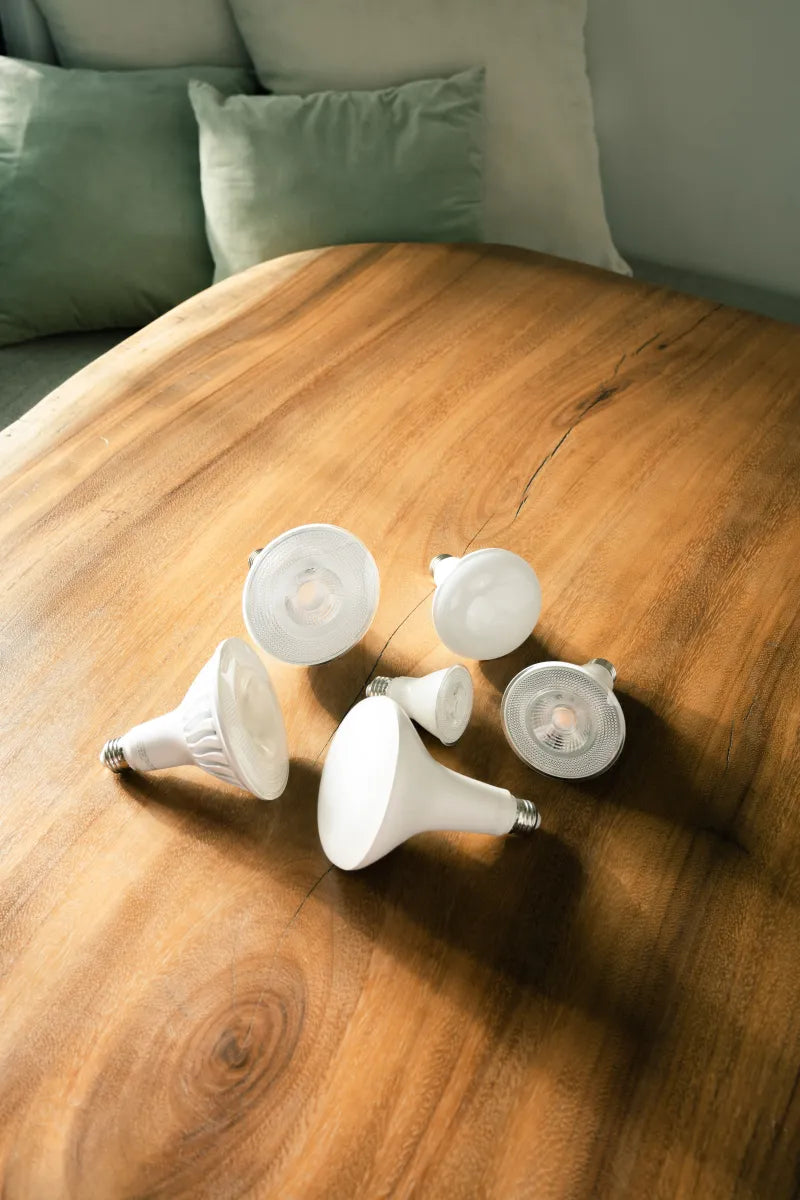 Euri Lighting EP20-5.5W5020CEC-2 E-Lite LED CA Compliant 50-Watt Equivalent PAR20 Lamp E26 Base Dimmable