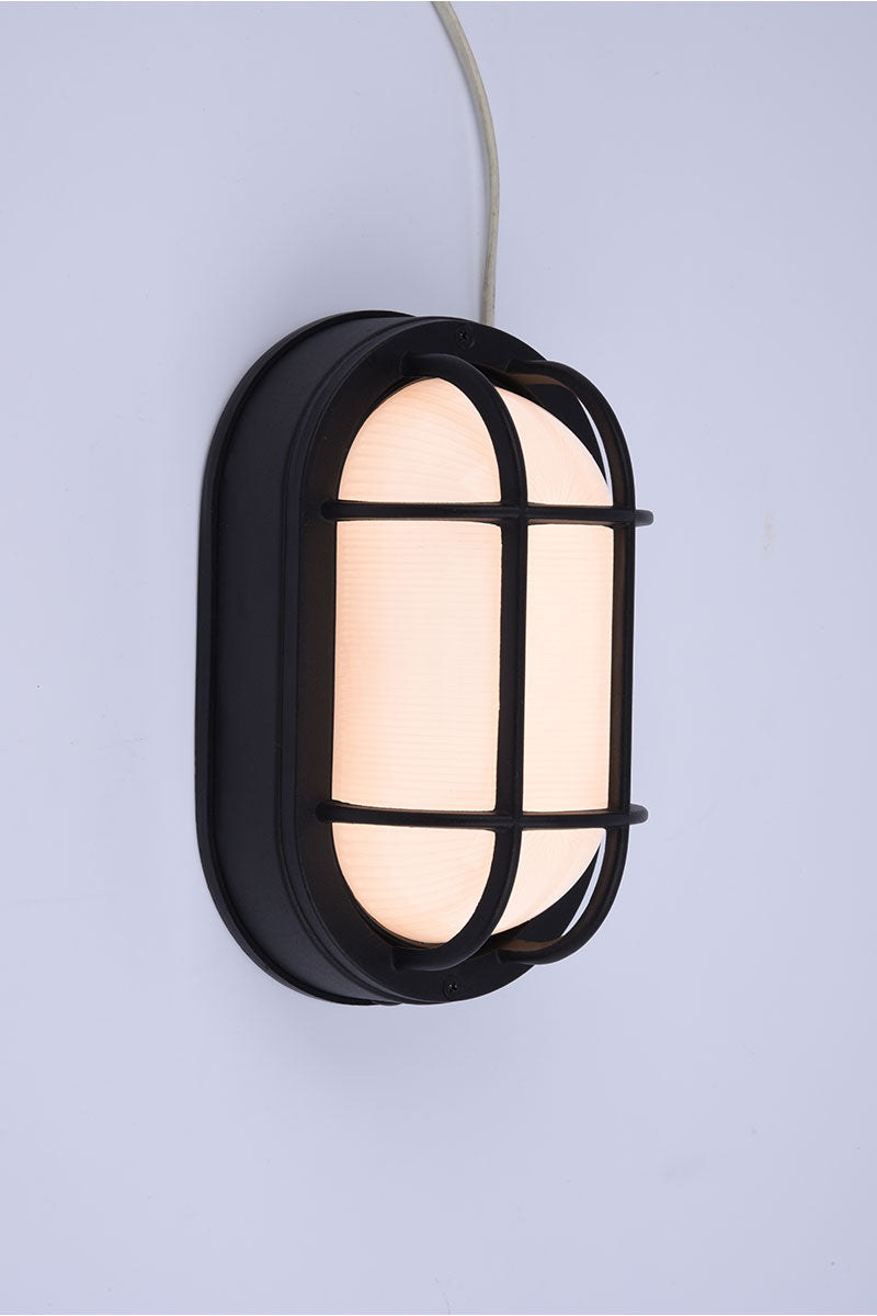 Euri Lighting EOL-WL13BK-3100se Residential LED 6.2-Watt Outdoor Bulkhead Wall Light Wet Rated 6 Color Selectable Non-Dimmable