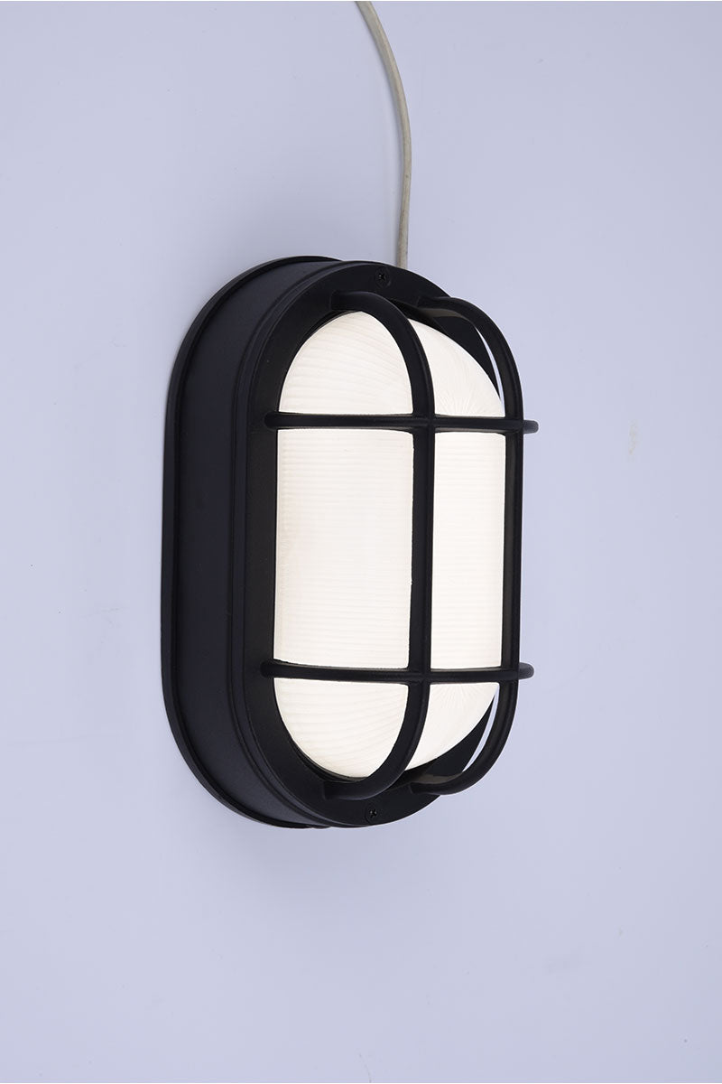 Euri Lighting EOL-WL13BK-3100se Residential LED 6.2-Watt Outdoor Bulkhead Wall Light Wet Rated 6 Color Selectable Non-Dimmable