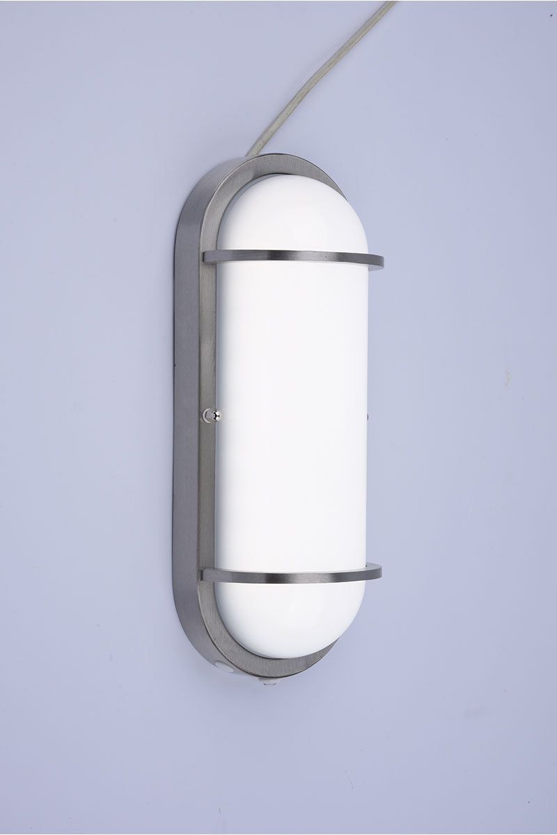 Euri Lighting EOL-WL16FR-3100se Residential LED 12.5-Watt Oval Wall Sconce Wet Rated 6 Color Selectable Non-Dimmable Photocell Sensor