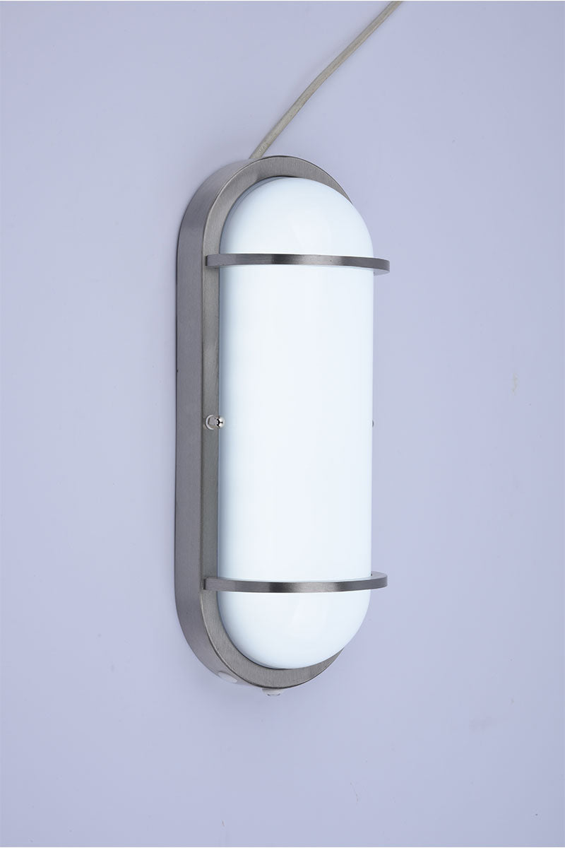 Euri Lighting EOL-WL16FR-3100se Residential LED 12.5-Watt Oval Wall Sconce Wet Rated 6 Color Selectable Non-Dimmable Photocell Sensor