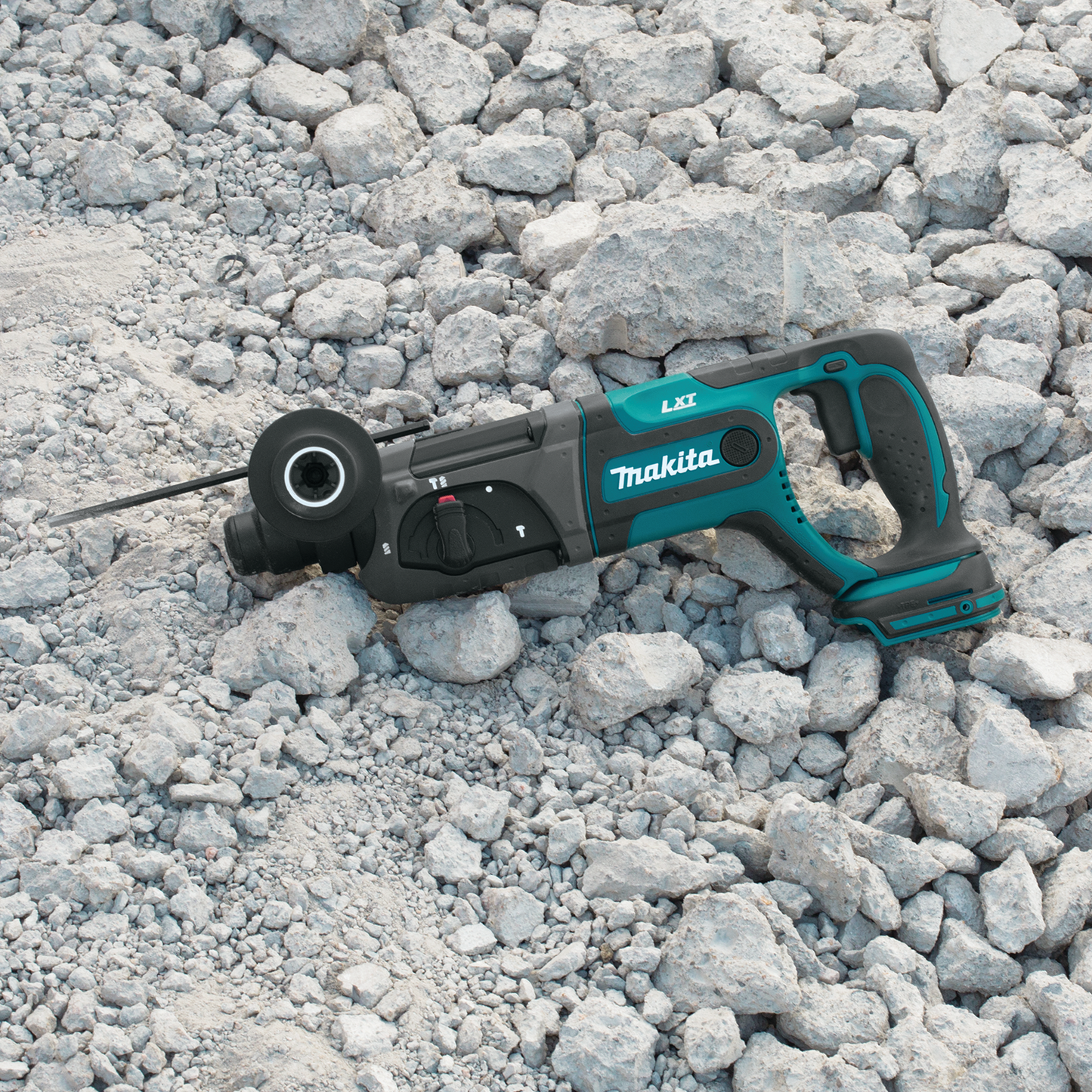 Makita XRH04Z 18V LXT® Lithium‘Ion Cordless 7/8" SDS‘PLUS Rotary Hammer, Tool Only