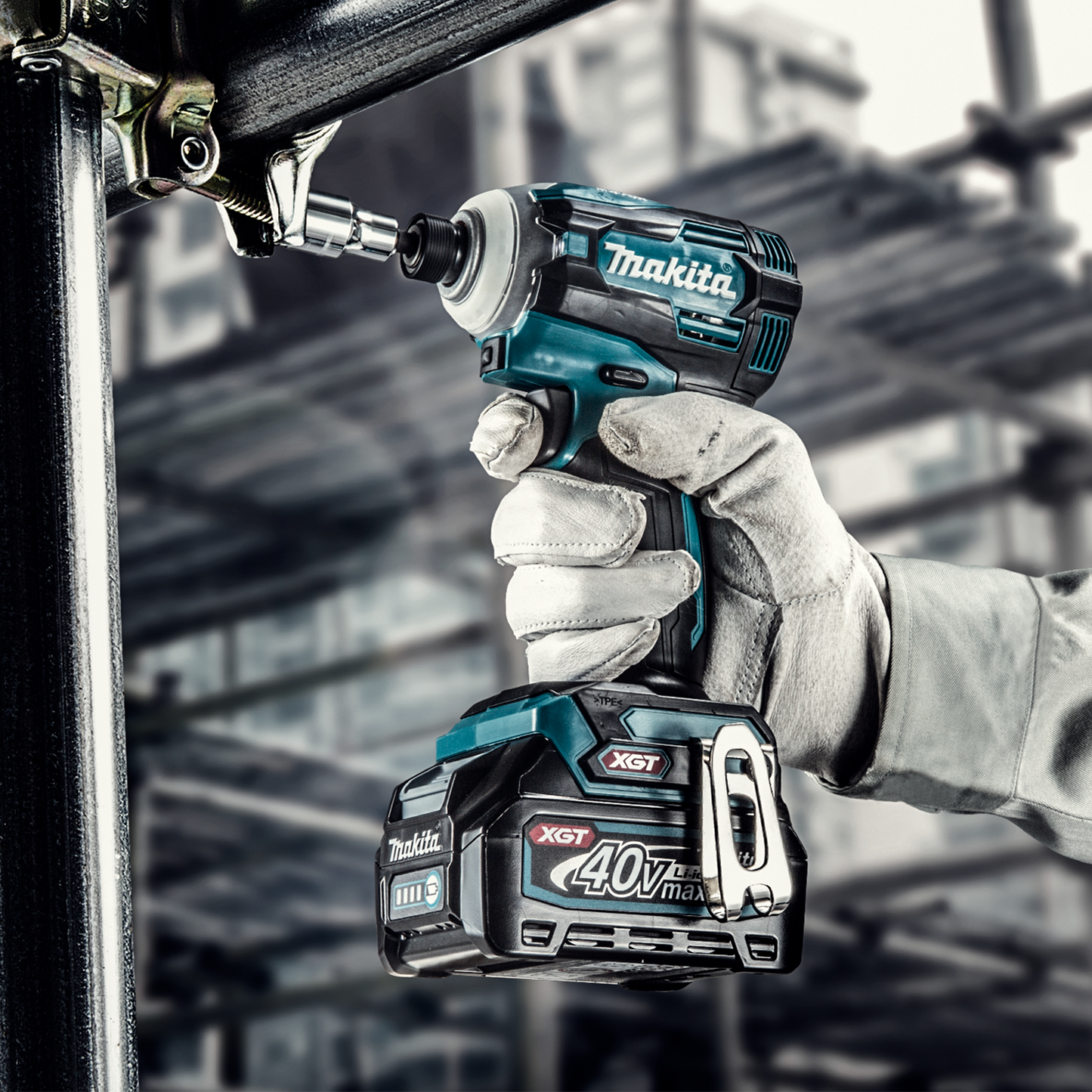 Makita GDT01D 40V max XGT® Brushless Cordless 4‘Speed Impact Driver Kit (2.5Ah)