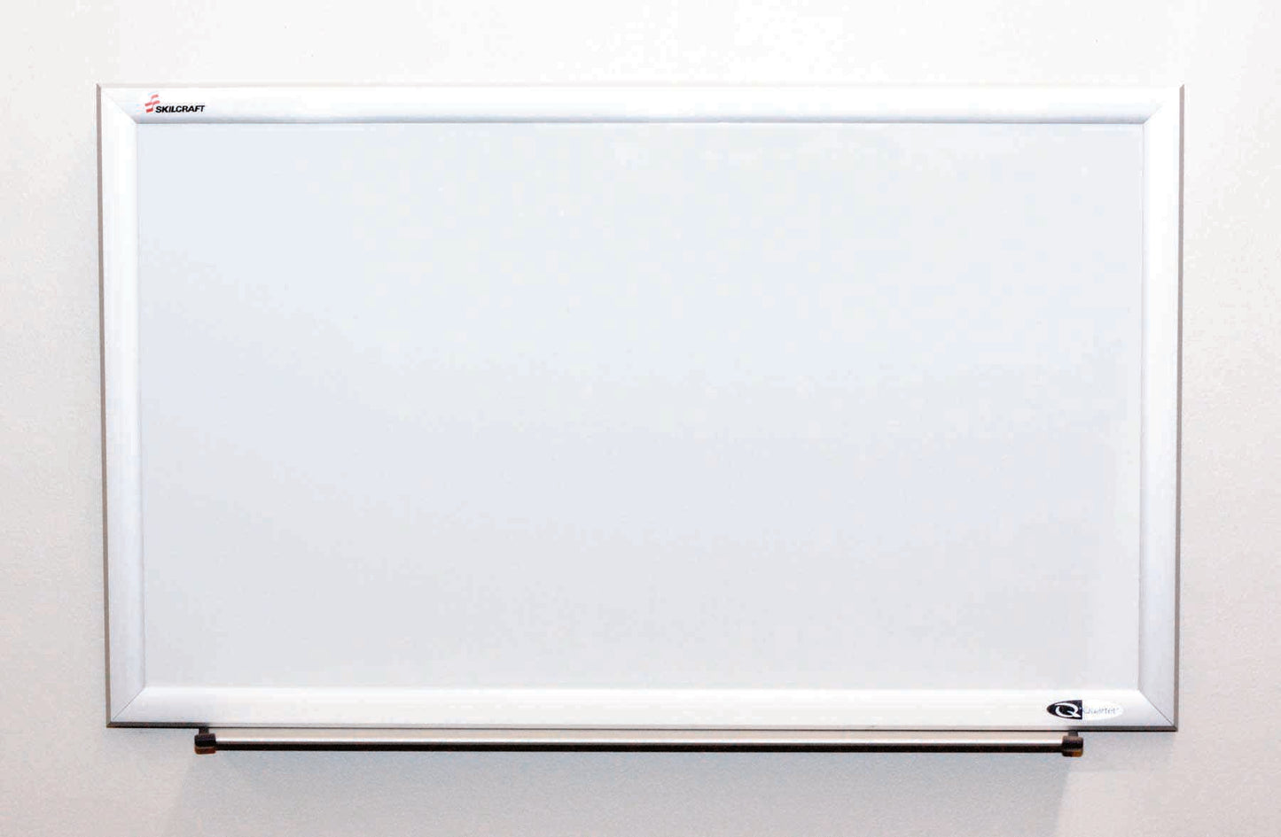 AbilityOne 7110015680400 Quartet/Skilcraft Cubicle Magnetic Dry Erase Board - 30" X 18"