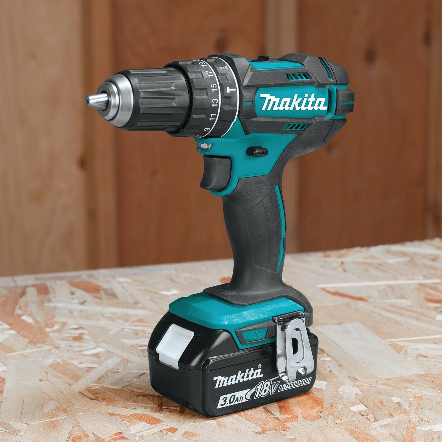 Makita XT442 18V LXT® Lithium‘Ion Cordless 4‘Pc. Combo Kit (3.0Ah)