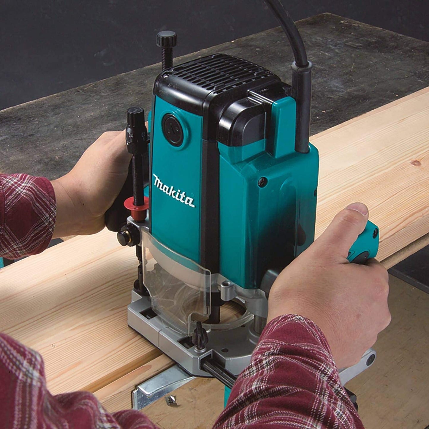 Makita RP1800 3‘1/4 HP* Plunge Router