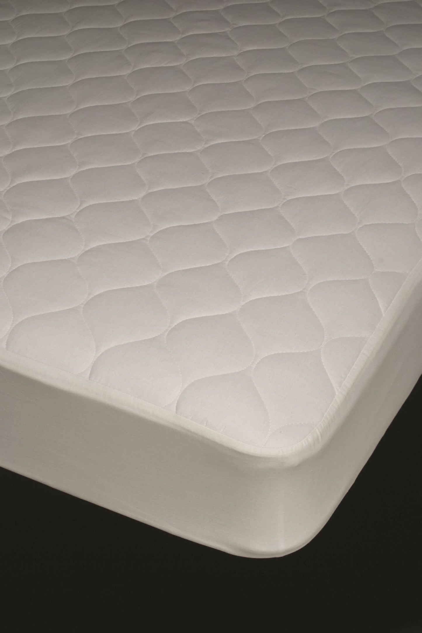 AbilityOne 7210013063247 Mattress Pad Poly - 38" X 75"