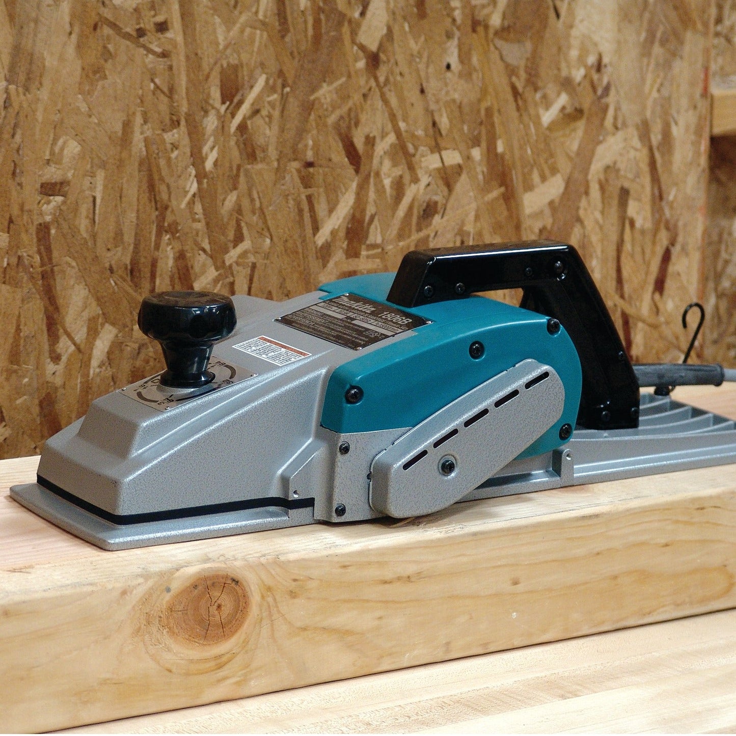 Makita 1806B 6‘3/4" Planer