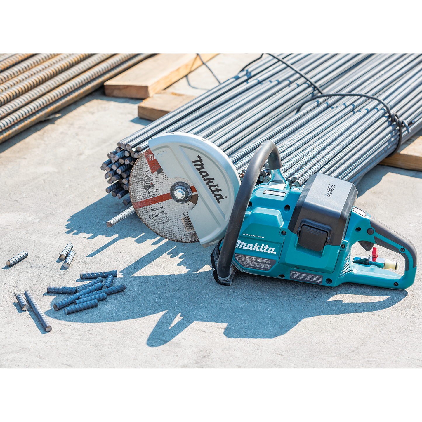 Makita XEC01Z 36V (18V X2) LXT® Brushless 9" Power Cutter, with AFT®, Electric Brake, Tool Only