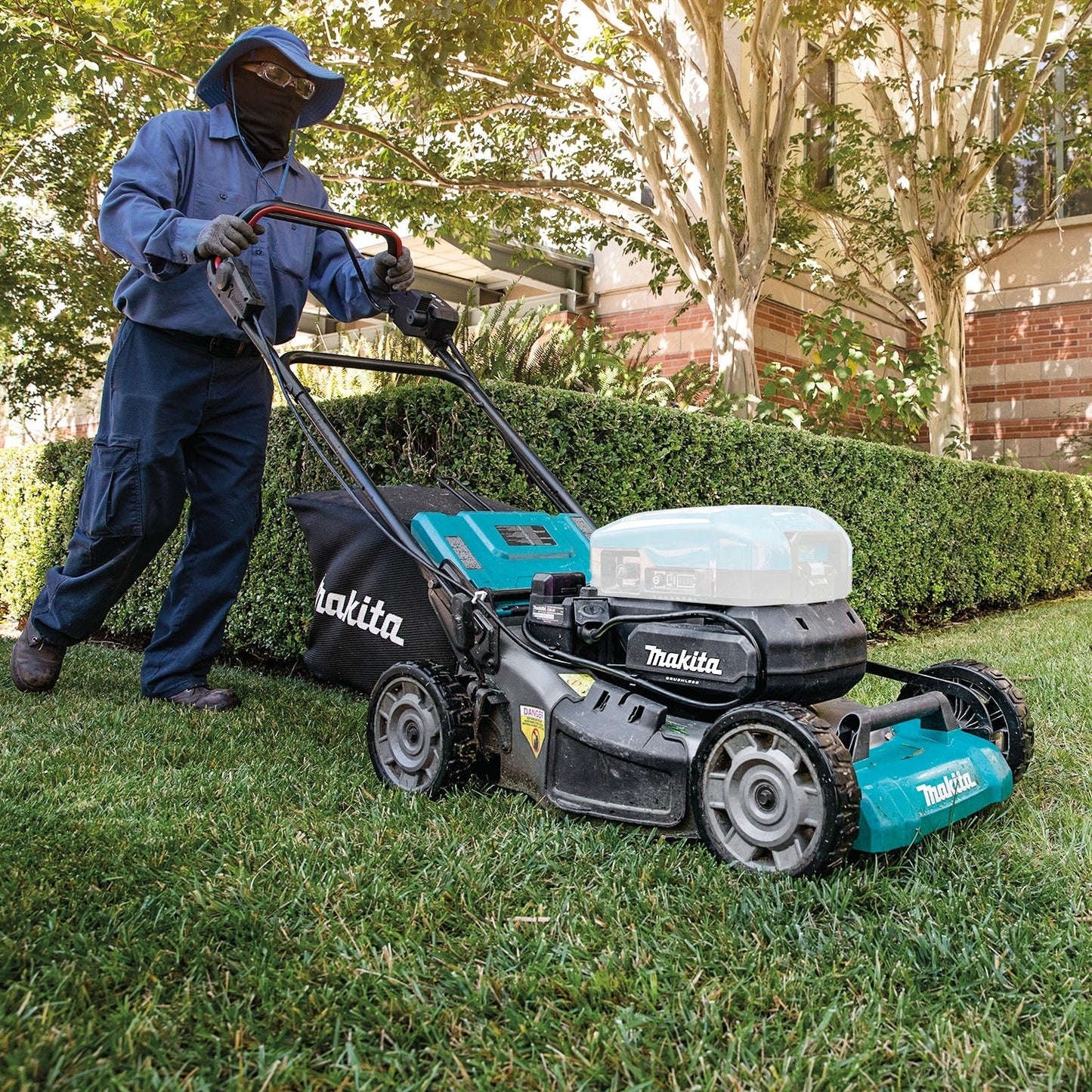 Makita CML01Z 40V max ConnectX, Brushless 21" Self‘Propelled Commercial Lawn Mower, Tool Only