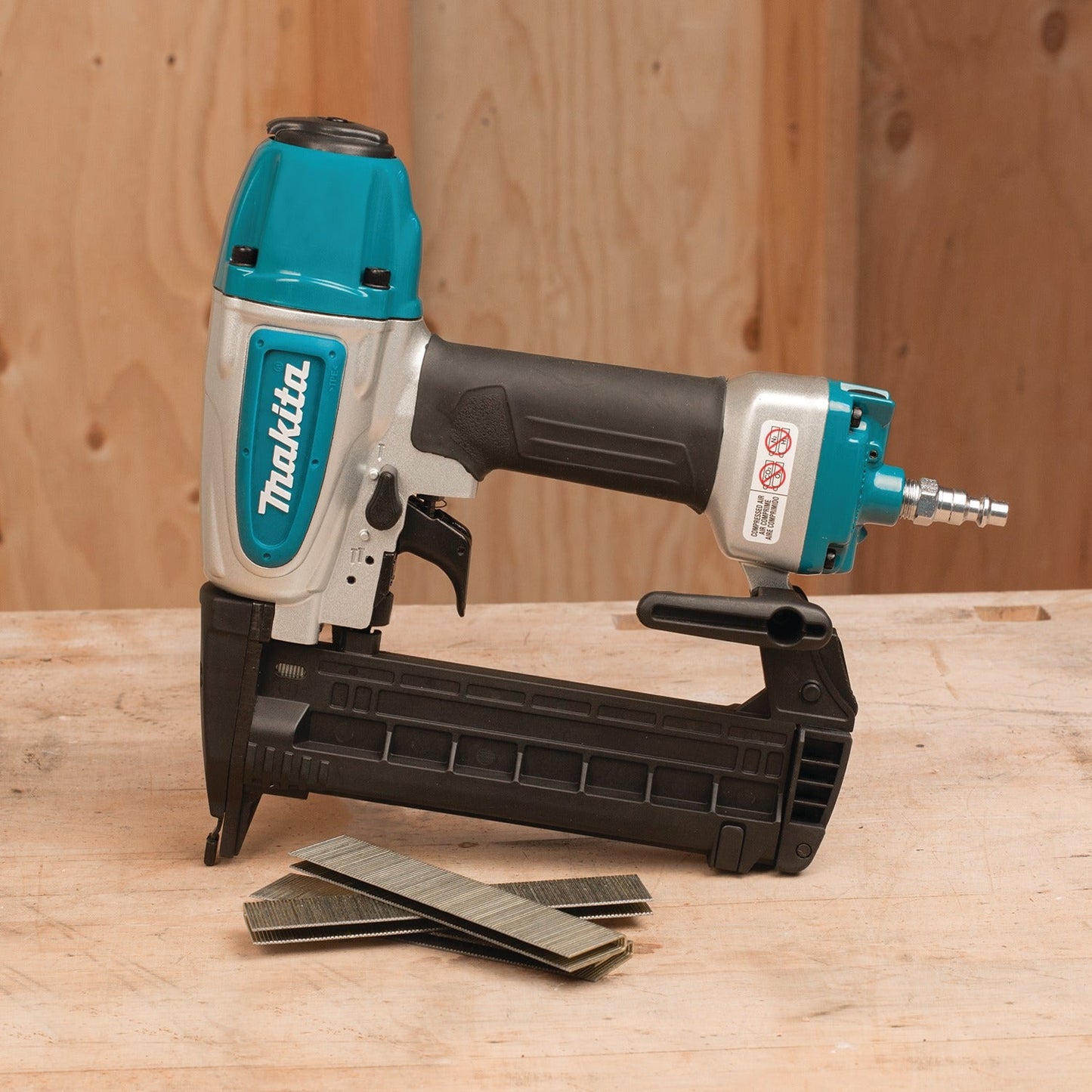 Makita AT638A 1/4" Narrow Crown Stapler, 18 Ga.