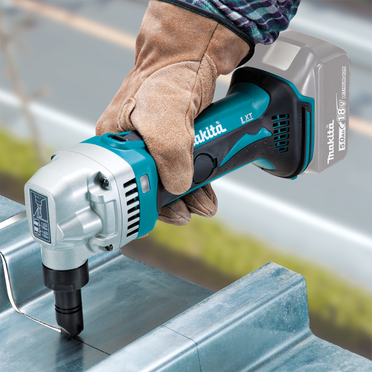 Makita XNJ01Z 18V Lxt® Lithiumion Cordless 16 Gauge Nibbler, Tool Only