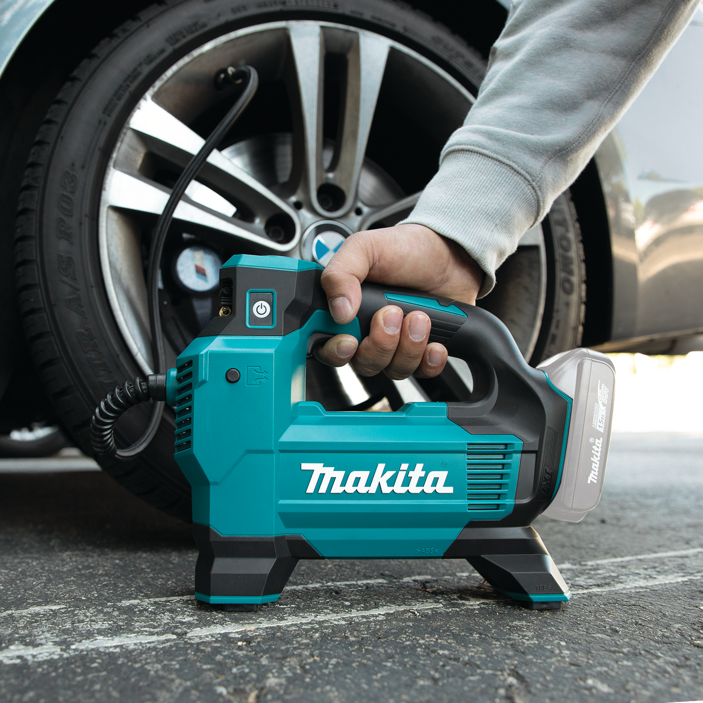 Makita DMP181ZX 18V LXT® Lithium‘Ion Cordless High‘Pressure Inflator, Tool Only