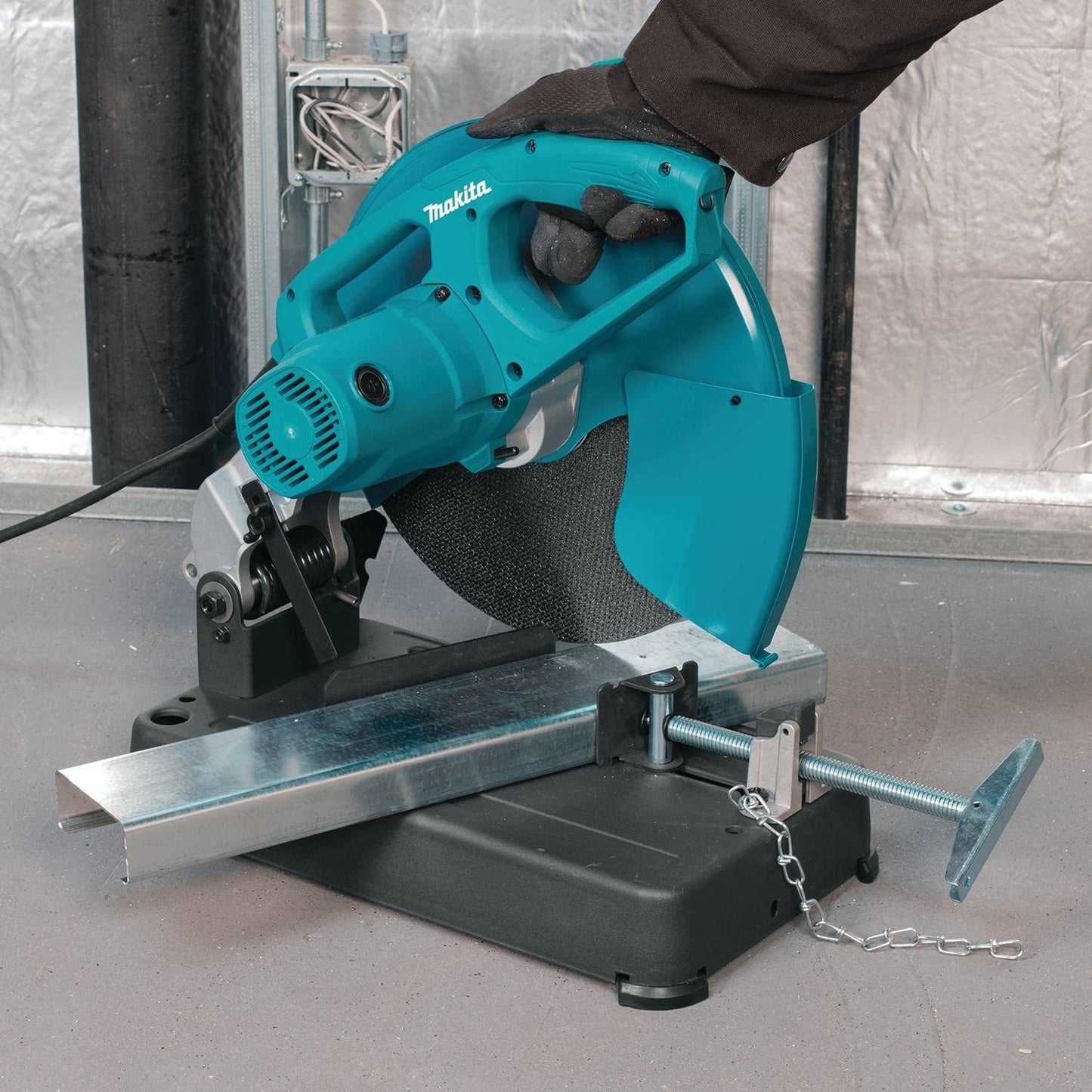 Makita LW1401X 14" Cut‘Off Saw with 5 ea. Cut‘Off Wheels