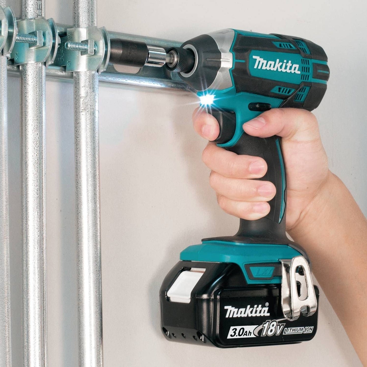 Makita XT440 18V LXT® Lithium‘Ion Cordless 4‘Pc. Combo Kit (3.0Ah)