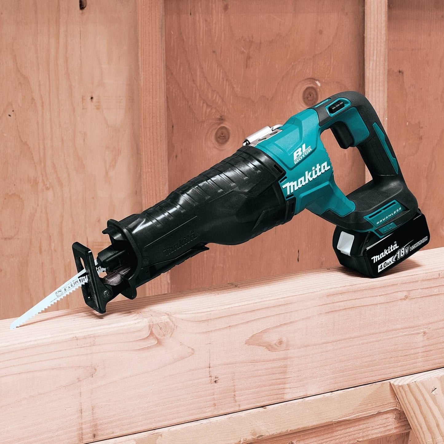 Makita XT328M 18V LXT® Lithium‘Ion Brushless Cordless 3‘Pc. Combo Kit (4.0Ah)