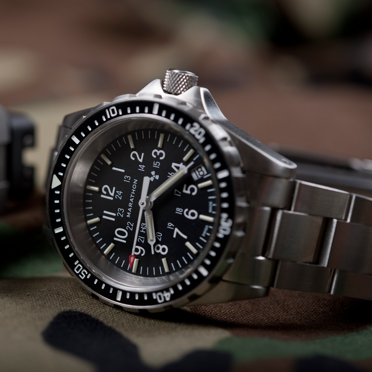 Marathon WW194027SS-0108 Medium Diver's Quartz (MSAR Quartz) - 36mm with Stainless Steel MA Bracelet