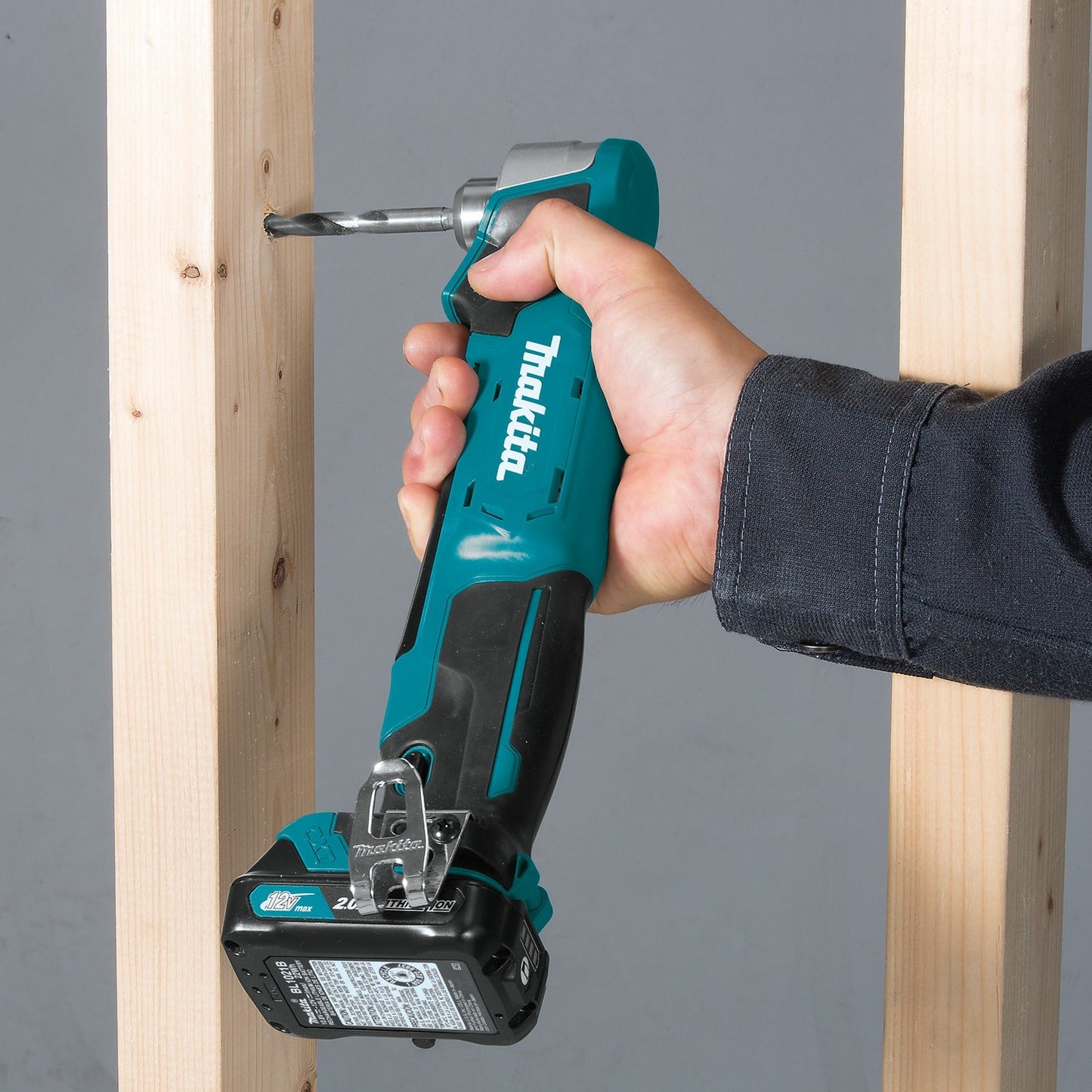 Makita AD03R1 12V max CXT® Lithium‘Ion Cordless 3/8" Right Angle Drill Kit (2.0Ah)