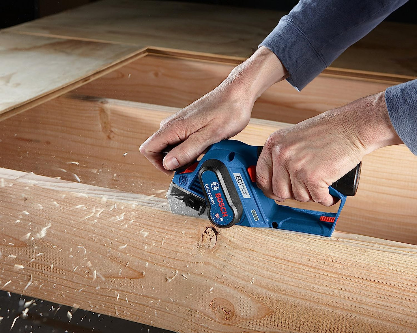 Bosch GHO12V-08N 12V Cordless Planer